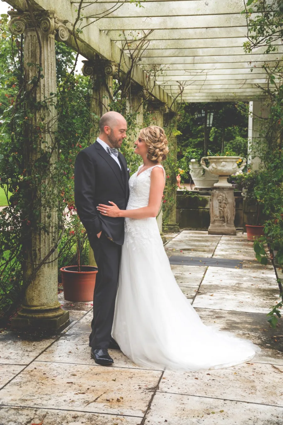Bride and groom photographed at a luxury Rhode Island wedding
